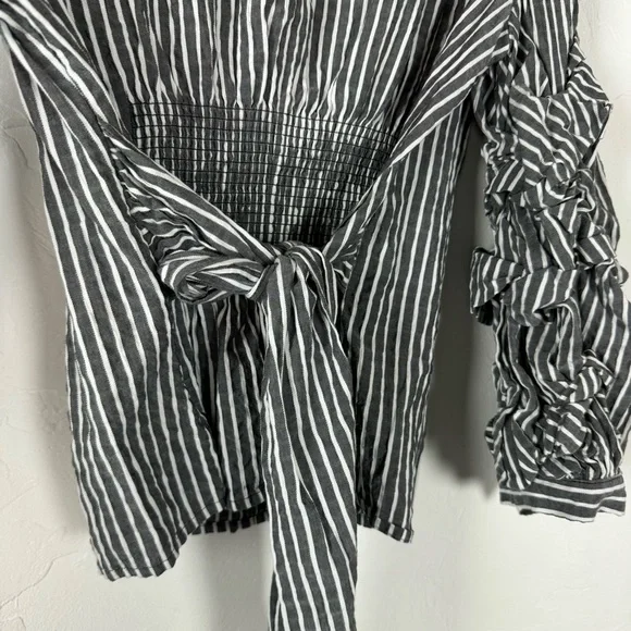 WHBM White House Black Market Blouse Top Popover Knit Seersucker Striped‎ Cotton - Picture 3 of 7